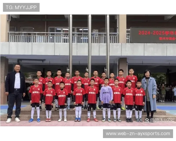 足球联赛在青训扶持中推动俱乐部建立心理健康常态化体系,青少年足球俱乐部发展现状
