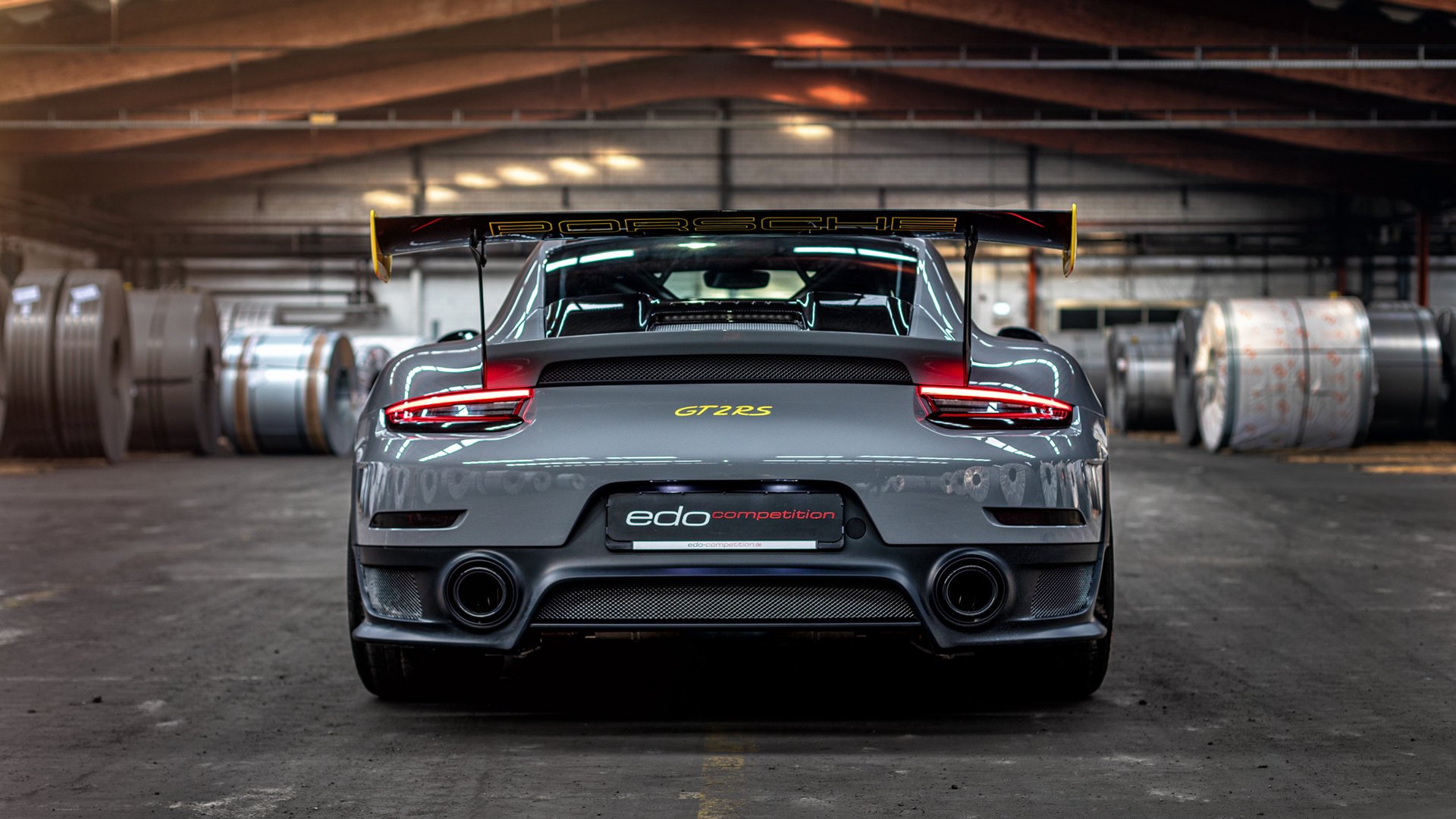 爱游戏下载-西甲豪门争锋：攻防一体，场面火爆！，西甲豪门球队